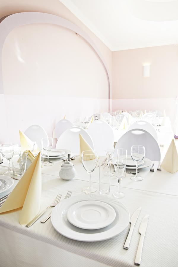 Hotel Rozdroze Nieborów エクステリア 写真