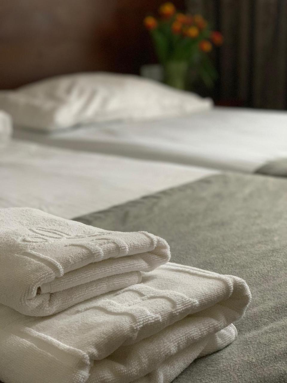 Hotel Rozdroze Nieborów エクステリア 写真