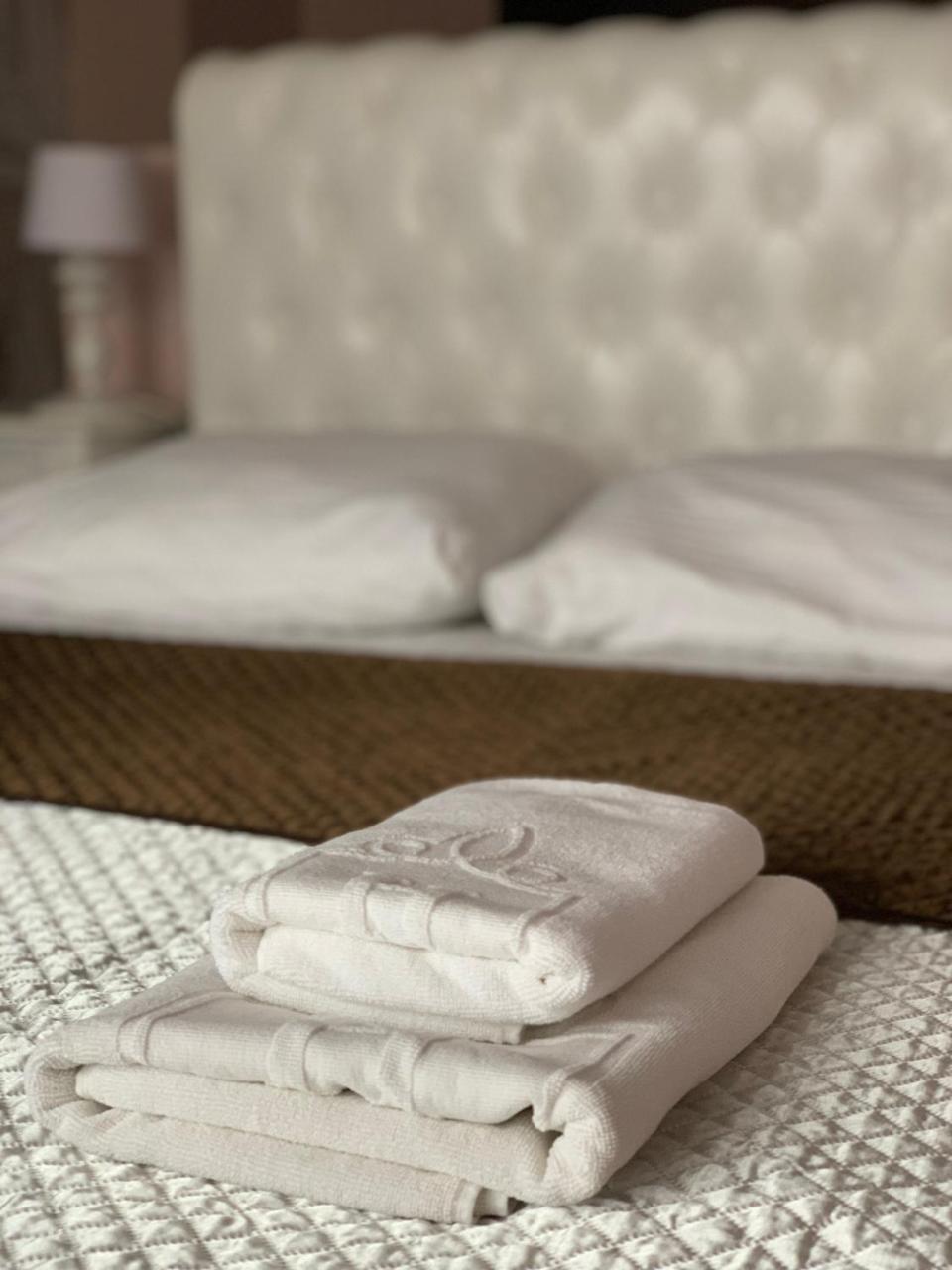 Hotel Rozdroze Nieborów エクステリア 写真